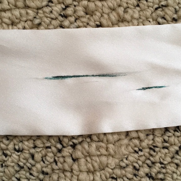 Victoria Secret Satin Robe - Picture 7 of 7